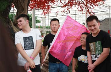 集體討論分組、口號及隊名